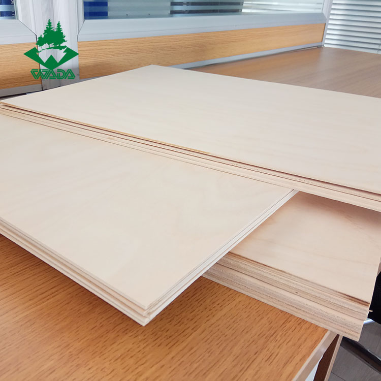 خشب الأبلكاش Plywood فئة E0 للألعاب Product Image Three